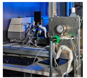 Messplatz für operando-DRIFT/UV-vis-Spektroskopie