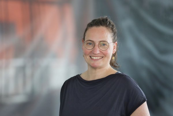 Porträtfoto von Dr. Sandra Hinze, kommissarische Kaufmännische Direktorin am LIKAT