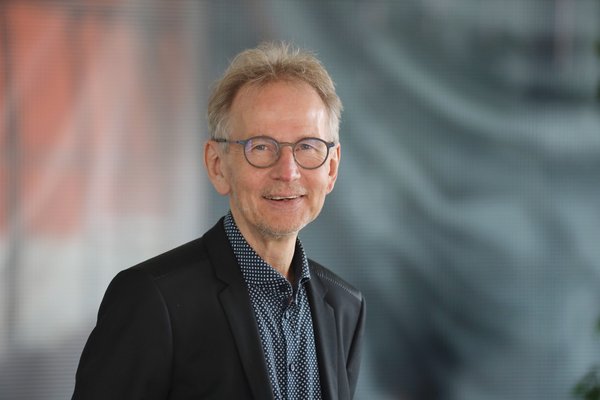 Portraitfoto von Prof. Matthias Beller